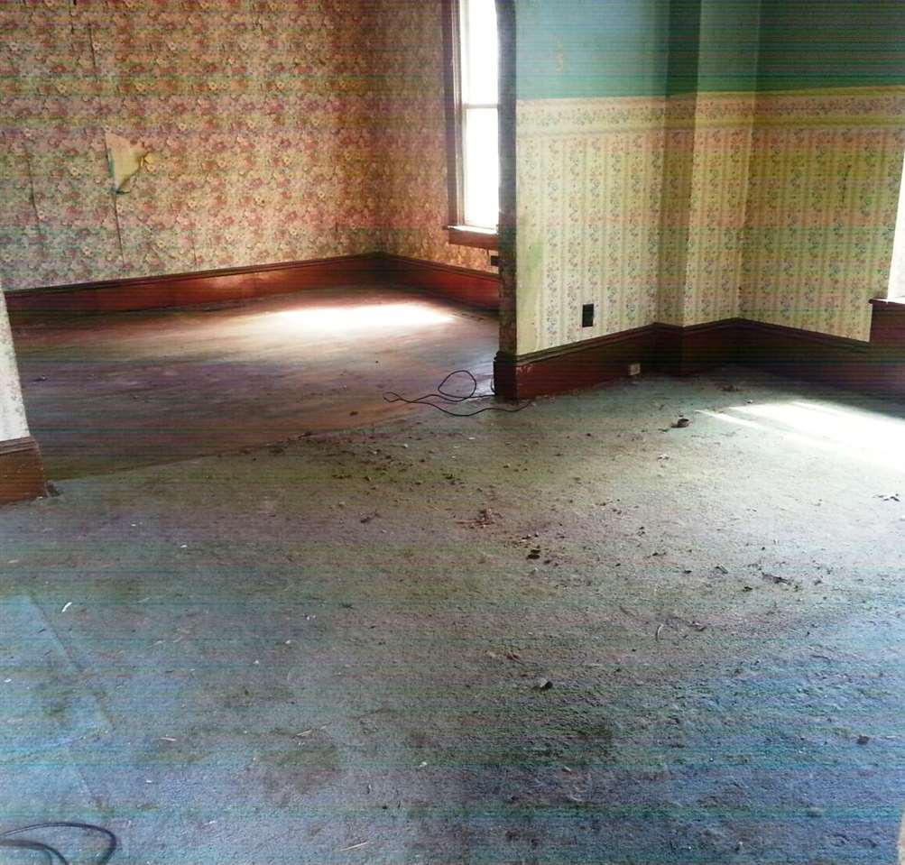 417 Main Street Bennett, IA 52721 - Photo 3 of 6 Gallery Image 3