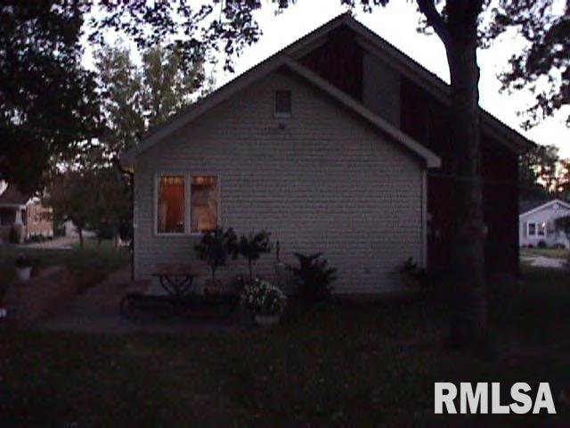 417 Main Street Bennett, IA 52721 - Photo 5 of 6 Gallery Image 5