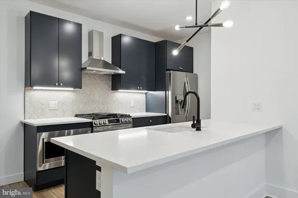 $2,250 | 2636 East York Street, Unit 409, Philadelphia, PA 19125