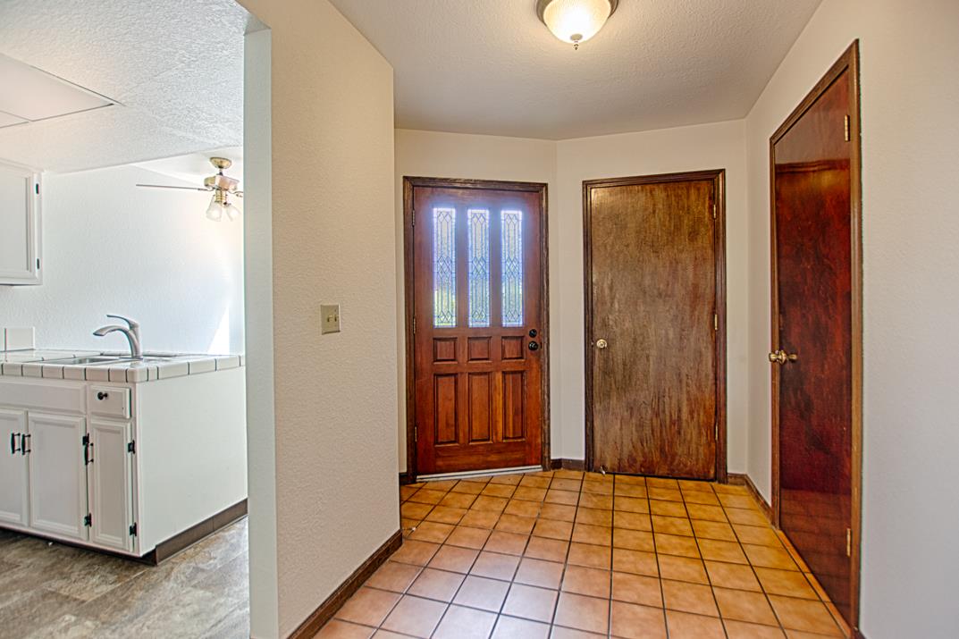 2607 Mallory Lane Santa Cruz, CA 95065 - Photo 11 of 31 a view of a hallway to rooms