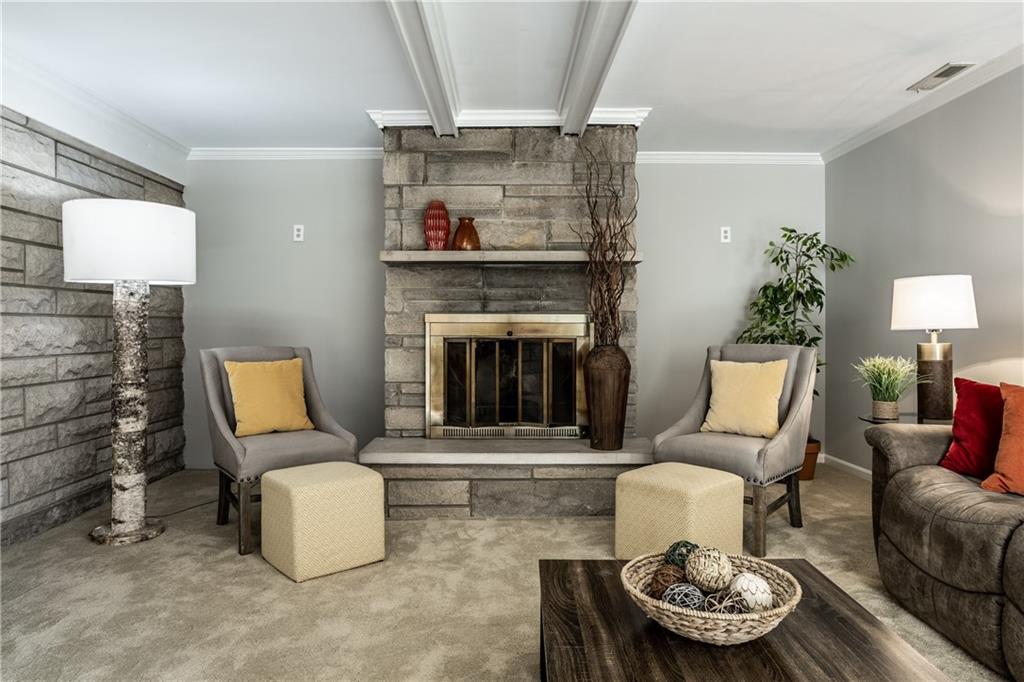 8801 Spring Mill Road Indianapolis, IN 46260 - Photo 16 of 42 Gallery Image 16
