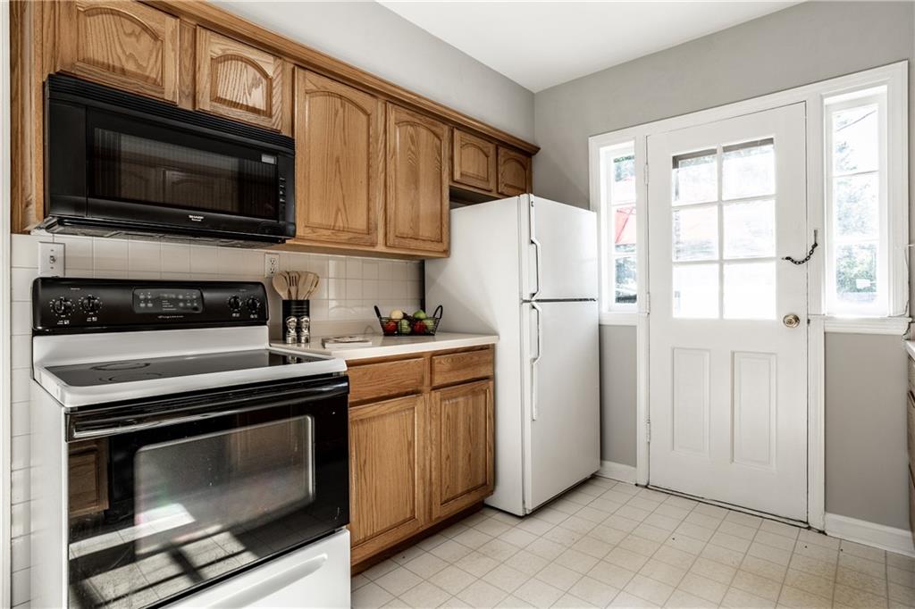 8801 Spring Mill Road Indianapolis, IN 46260 - Photo 19 of 42 Gallery Image 19