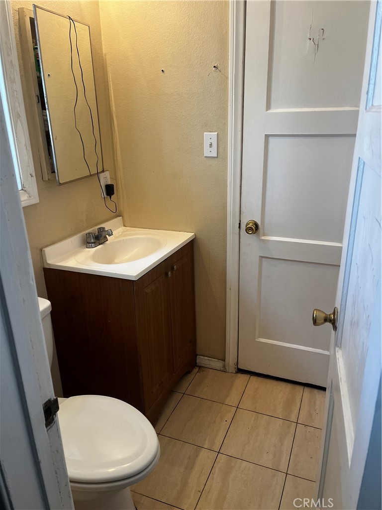 1609 West 166th Street Compton, CA 90220 - Photo 9 of 19