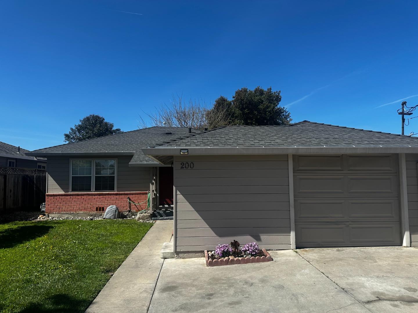 200 Line Street Hollister, CA 95023 - Photo 1 of 1 Gallery Image 1