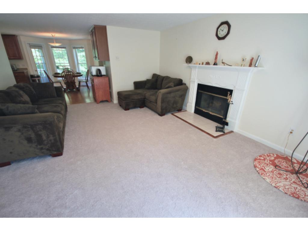 17 Hampstead Road Merrimack, NH 03054 - Photo 15 of 28