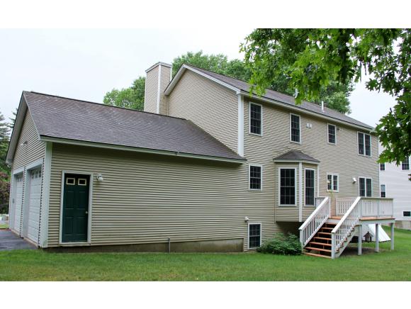 17 Hampstead Road Merrimack, NH 03054 - Photo 4 of 28