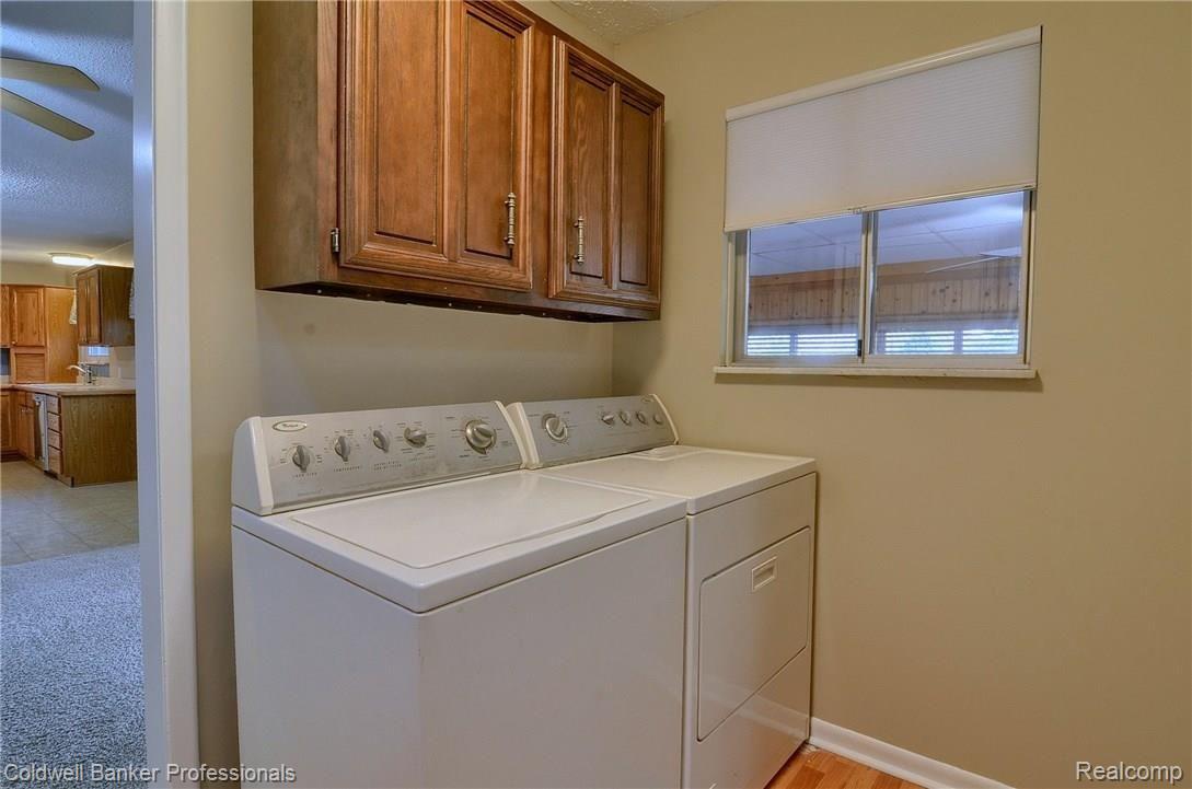 738 West Schafer Road Howell, MI 48843 - Photo 19 of 35 Laundry_Room.jpg