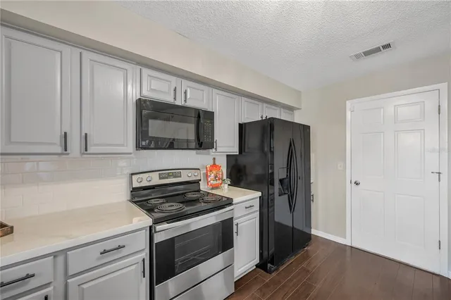 $379,800 | 1532 Chepacket Street, Brandon, FL 33511