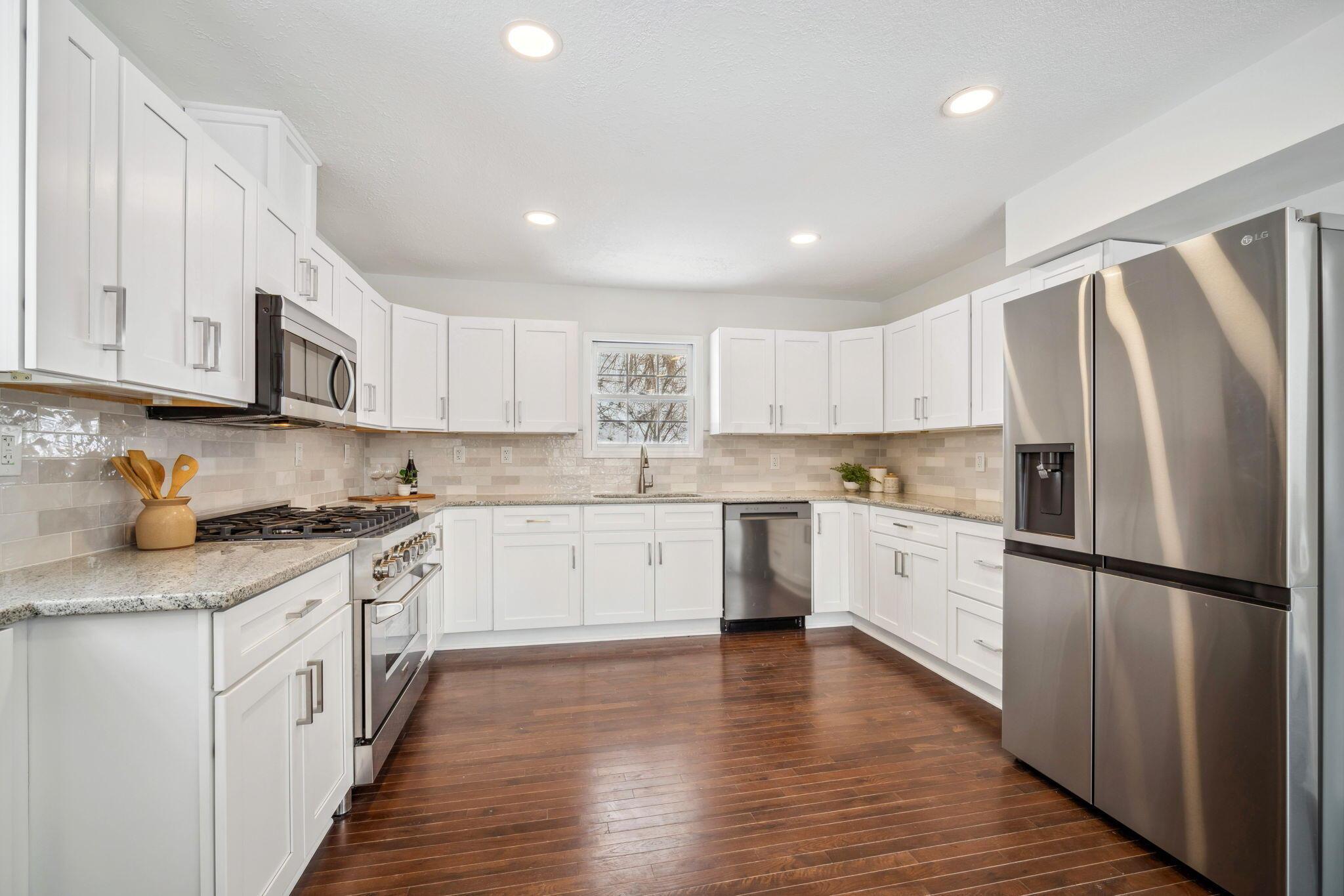 12420 Techniglas Road Newark, OH 43055 - Photo 17 of 72 Kitchen