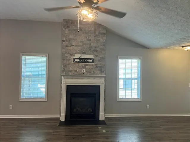 $2,600 | 324 White Oak Way, Canton, GA 30114