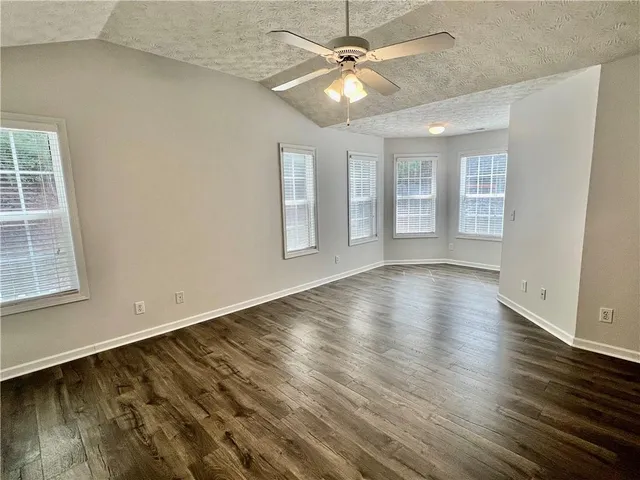 $2,600 | 324 White Oak Way, Canton, GA 30114