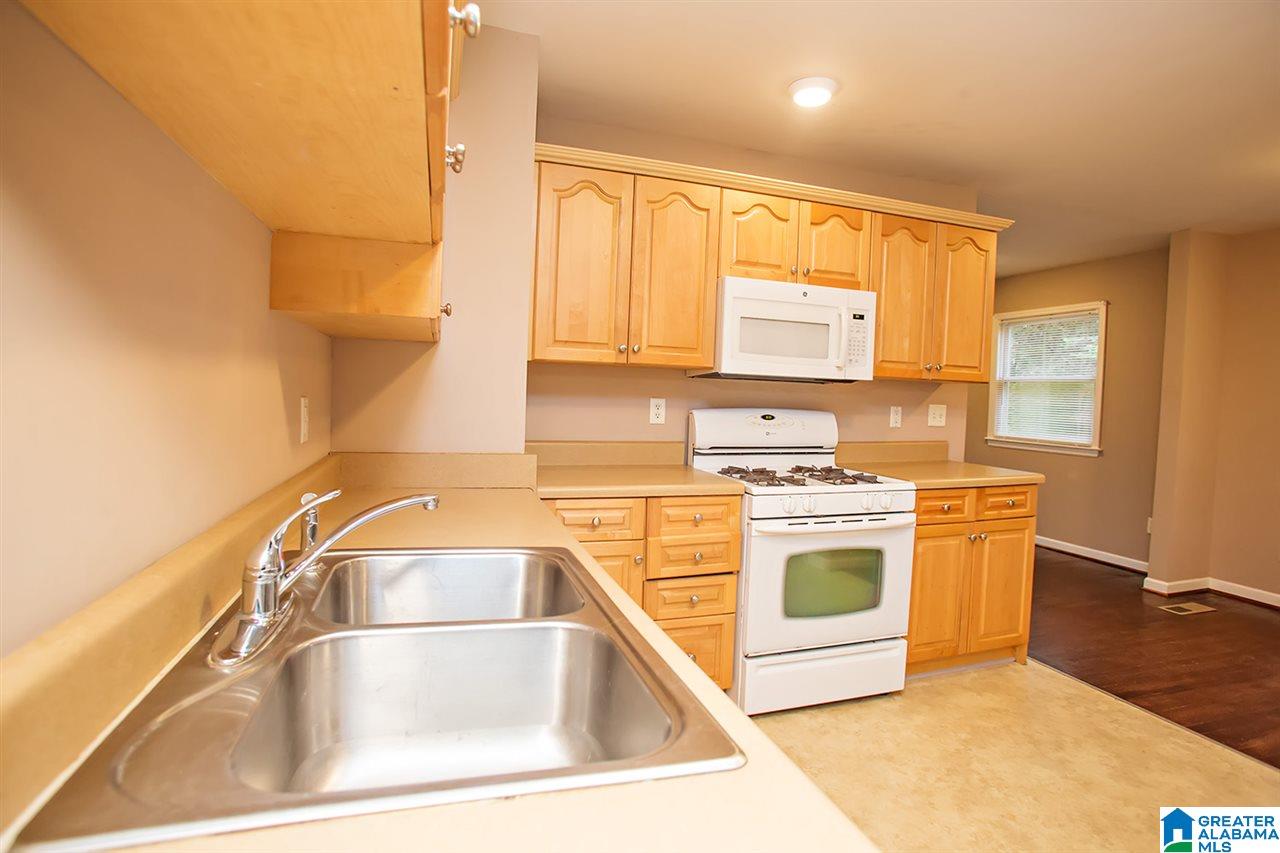 2153 Chapel Hill Road Birmingham, AL 35216 - Photo 9 of 28