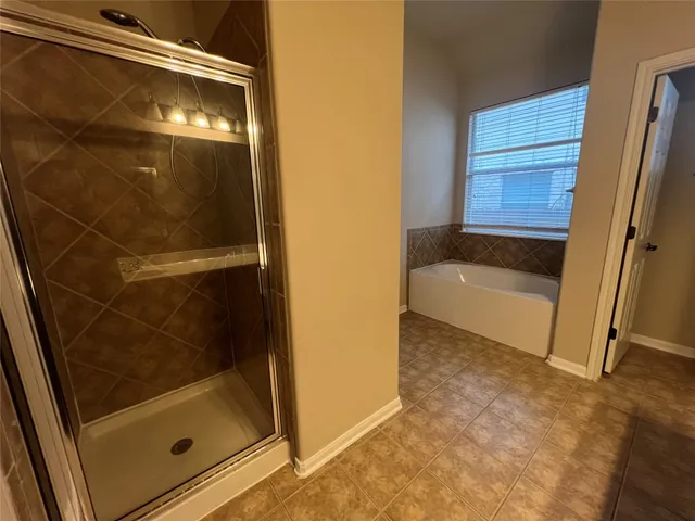 $3,500 | 9325 Bavaria Lane, Austin, TX 78749