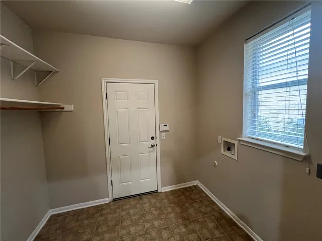 $3,500 | 9325 Bavaria Lane, Austin, TX 78749