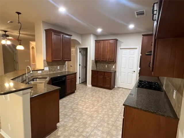 $3,500 | 9325 Bavaria Lane, Austin, TX 78749
