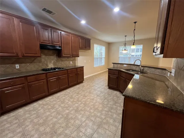 $3,500 | 9325 Bavaria Lane, Austin, TX 78749