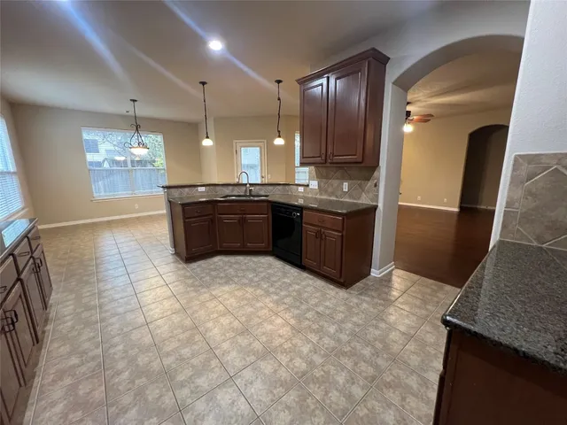 $3,500 | 9325 Bavaria Lane, Austin, TX 78749