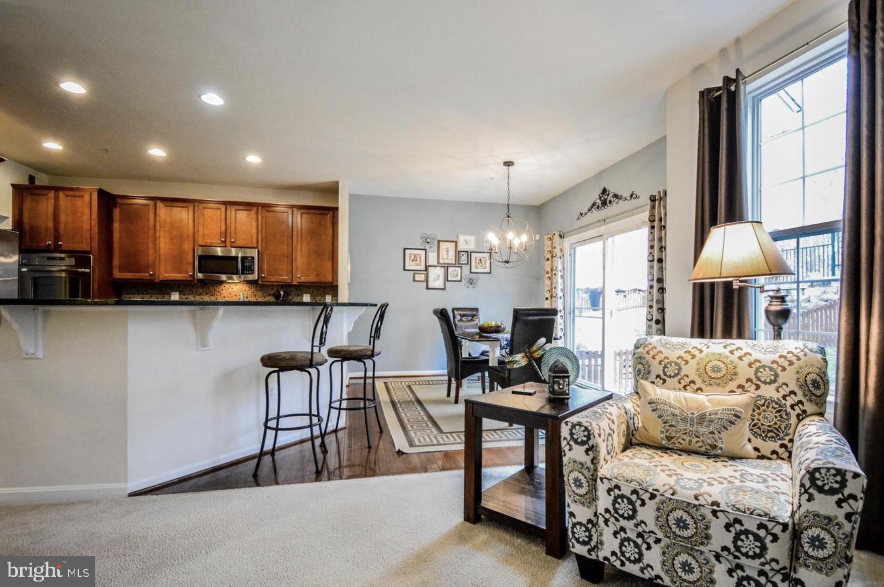 3321 Eagle Ridge Drive Woodbridge, VA 22191 - Photo 13 of 30 Inviting open-concept living space.
