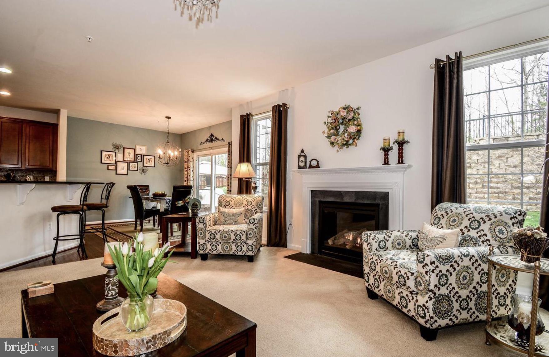 3321 Eagle Ridge Drive Woodbridge, VA 22191 - Photo 16 of 30 Cozy living space with natural light.