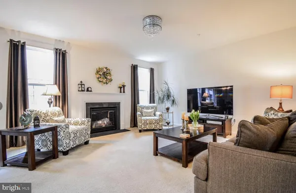 $3,900 | 3321 Eagle Ridge Drive, Woodbridge, VA 22191