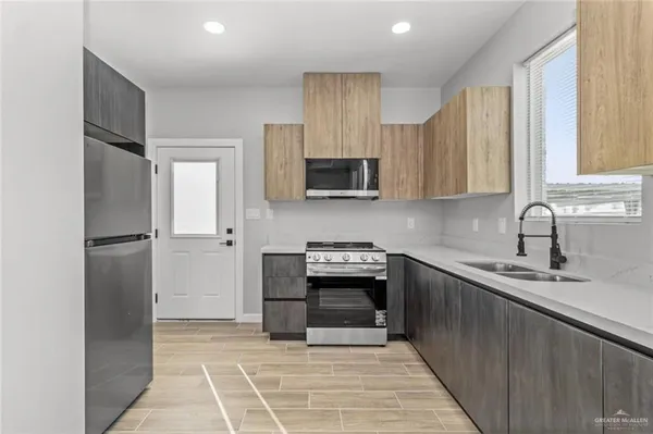 $1,425 | 101 San Jose Drive, Unit 4, Mission, TX 78572