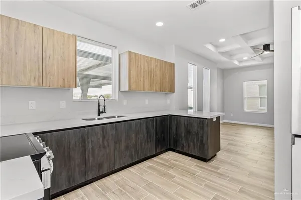 $1,425 | 101 San Jose Drive, Unit 4, Mission, TX 78572