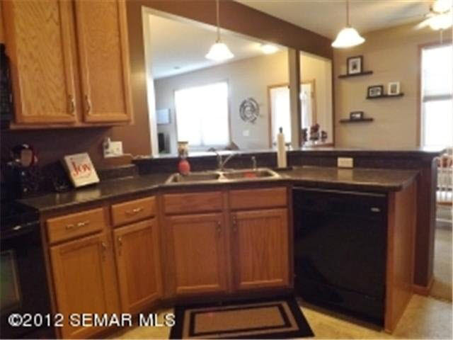 171 Sawtooth Court Southeast Rochester, MN 55904 - Photo 9 of 22 Gallery Image 9
