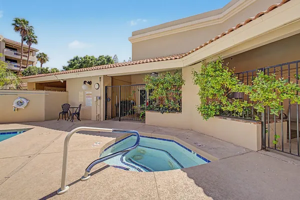 $2,100 | 4200 North Miller Road, Unit 408, Scottsdale, AZ 85251