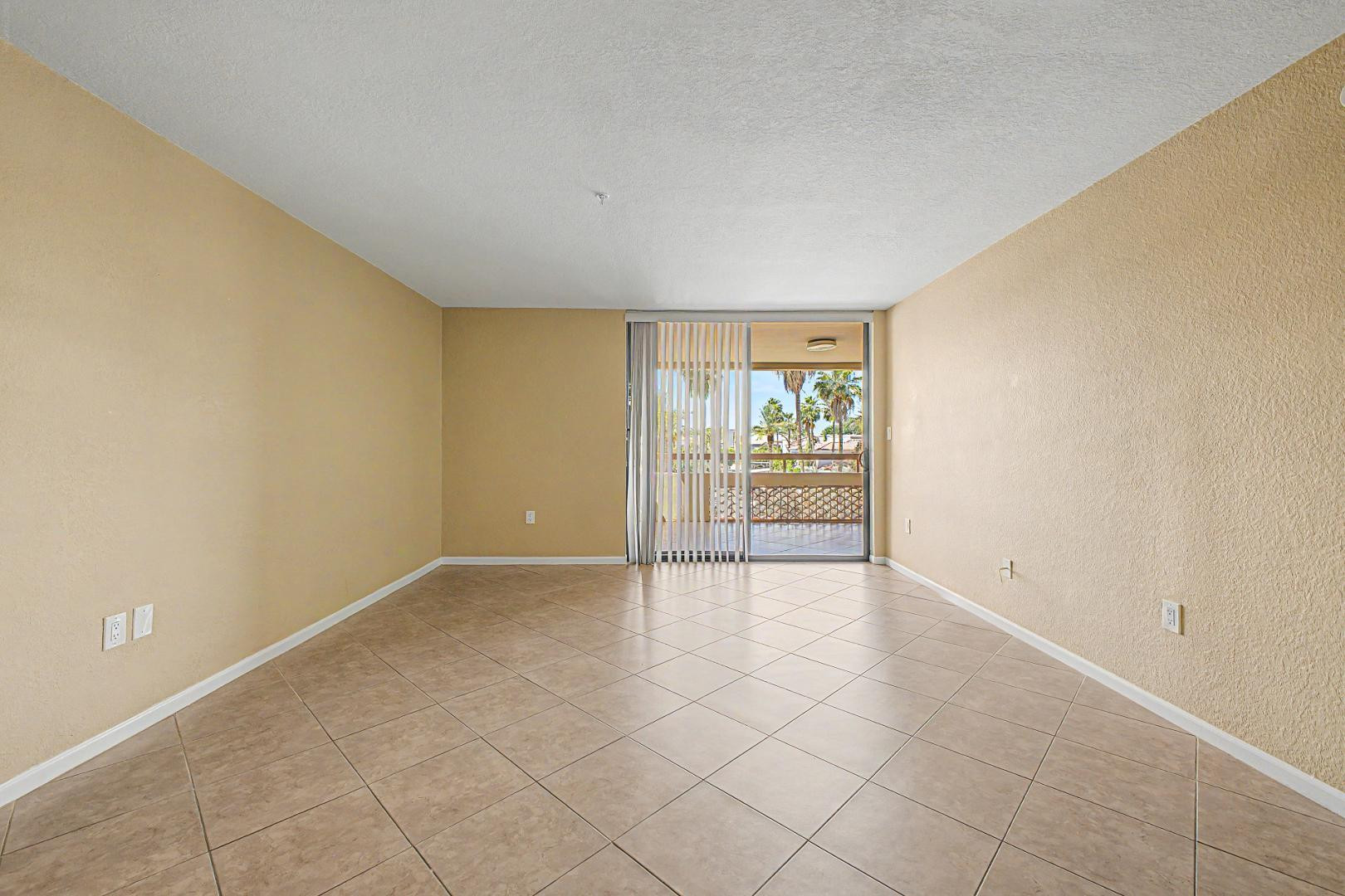 4200 North Miller Road, Unit 408 Scottsdale, AZ 85251 - Photo 3 of 35 Photo #3