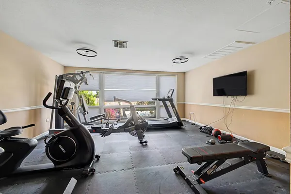 $2,100 | 4200 North Miller Road, Unit 408, Scottsdale, AZ 85251