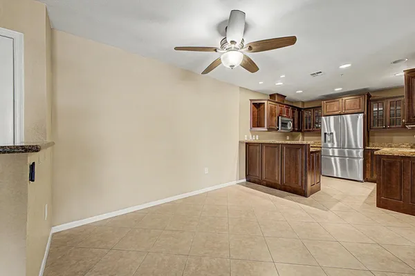 $2,100 | 4200 North Miller Road, Unit 408, Scottsdale, AZ 85251