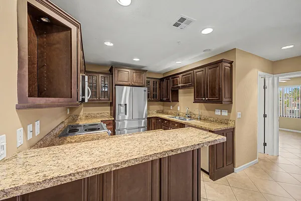 $2,100 | 4200 North Miller Road, Unit 408, Scottsdale, AZ 85251