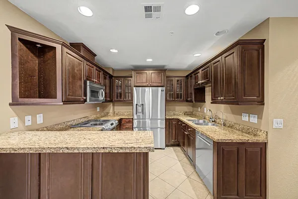 $2,100 | 4200 North Miller Road, Unit 408, Scottsdale, AZ 85251