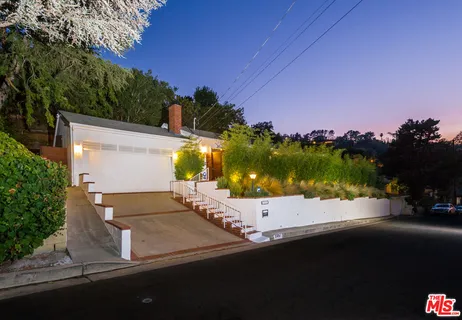 $1,349,000 | 3401 Camino De La Cumbre, Sherman Oaks, CA 91423