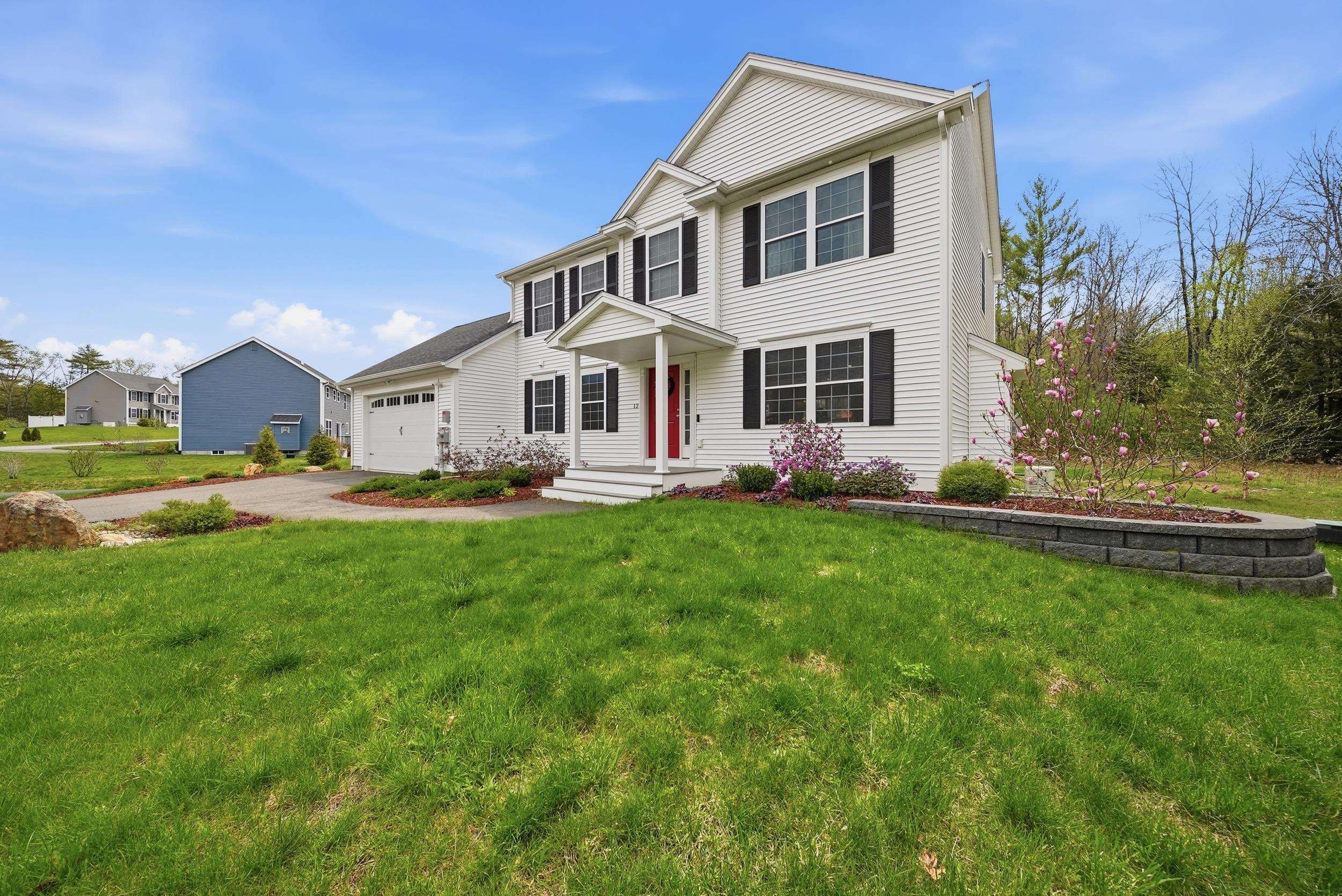 12 Sandybrook Drive Raymond, NH 03077 - Photo 3 of 50