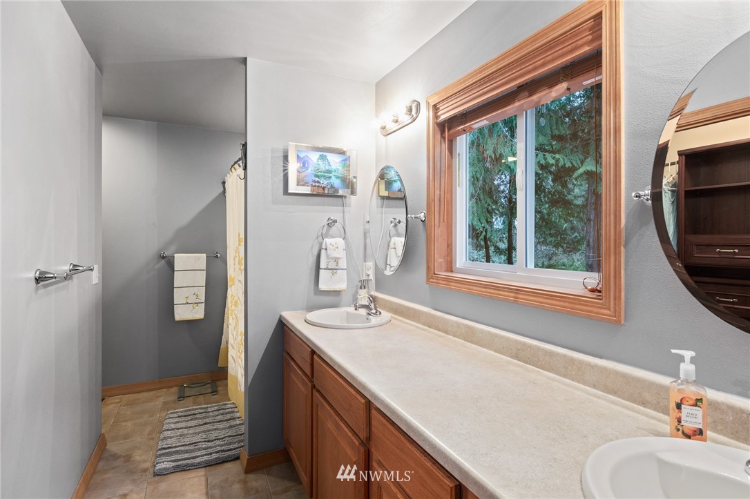1385 Lower Elwha Road Port Angeles, WA 98363 - Photo 14 of 38 Gallery Image 14