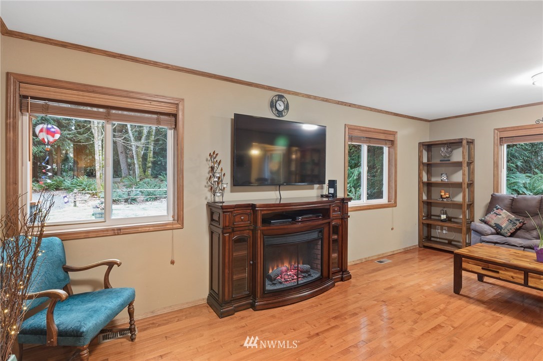1385 Lower Elwha Road Port Angeles, WA 98363 - Photo 5 of 38 Gallery Image 5