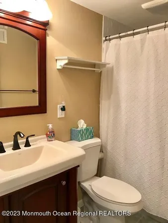 $2,000 | 17 Sampson Avenue, Unit LOWR, Seaside Heights, NJ 08751