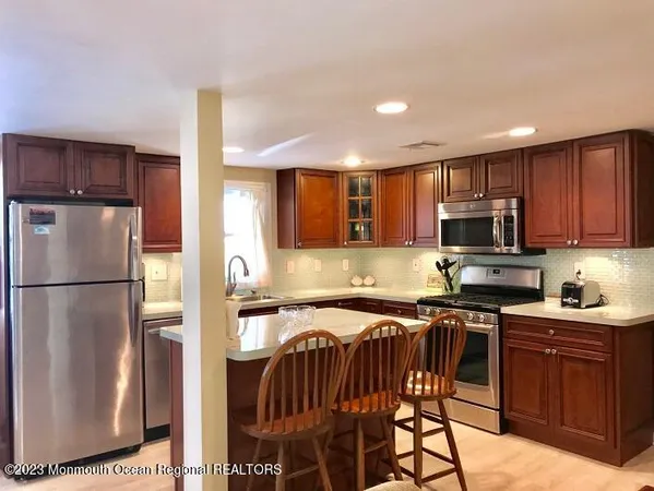 $2,000 | 17 Sampson Avenue, Unit LOWR, Seaside Heights, NJ 08751