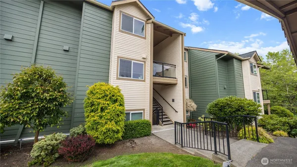 $449,950 | 3008 North Narrows Drive, Unit C303, Tacoma, WA 98407