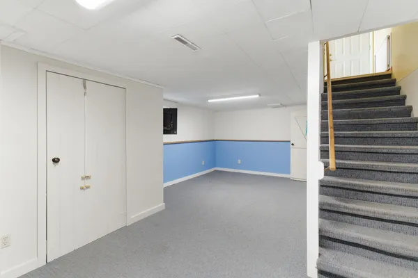 $289,000 | 205 3rd Avenue Southeast, Mapleton, MN 56065