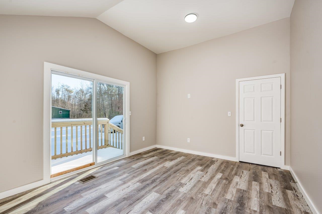 8 Phillips Lane Rochester, NH 03868 - Photo 8 of 19