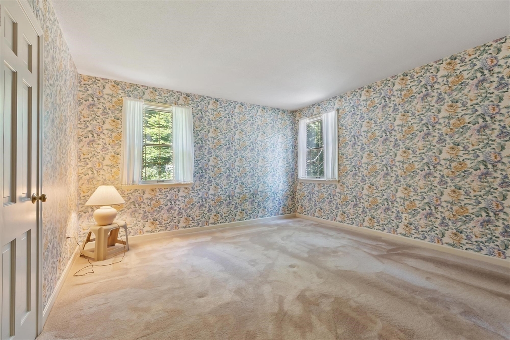 3 Highfield Road Gardner, MA 01440 - Photo 28 of 32