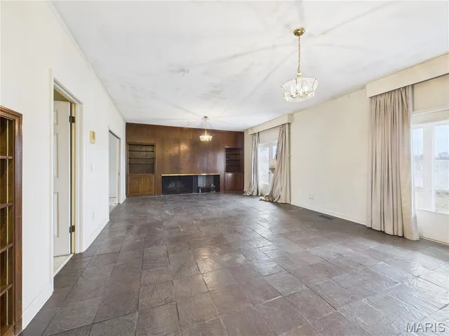 $179,900 | 907 West Park Street, Malden, MO 63863