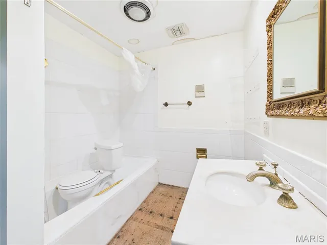 $179,900 | 907 West Park Street, Malden, MO 63863