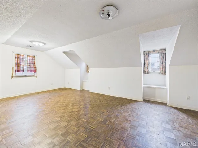 $179,900 | 907 West Park Street, Malden, MO 63863