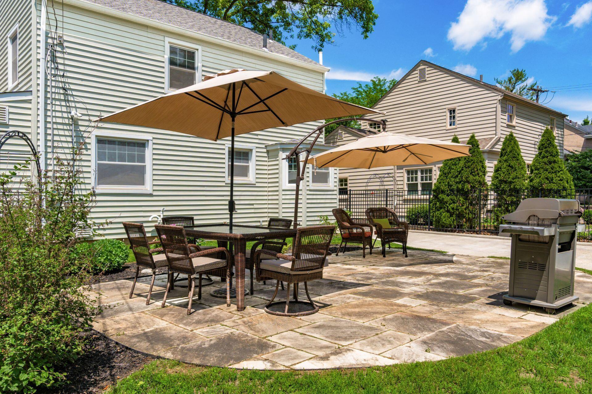 2008 Edgemont Road North Columbus, OH 43212 - Photo 48 of 60 Backyard - Patio