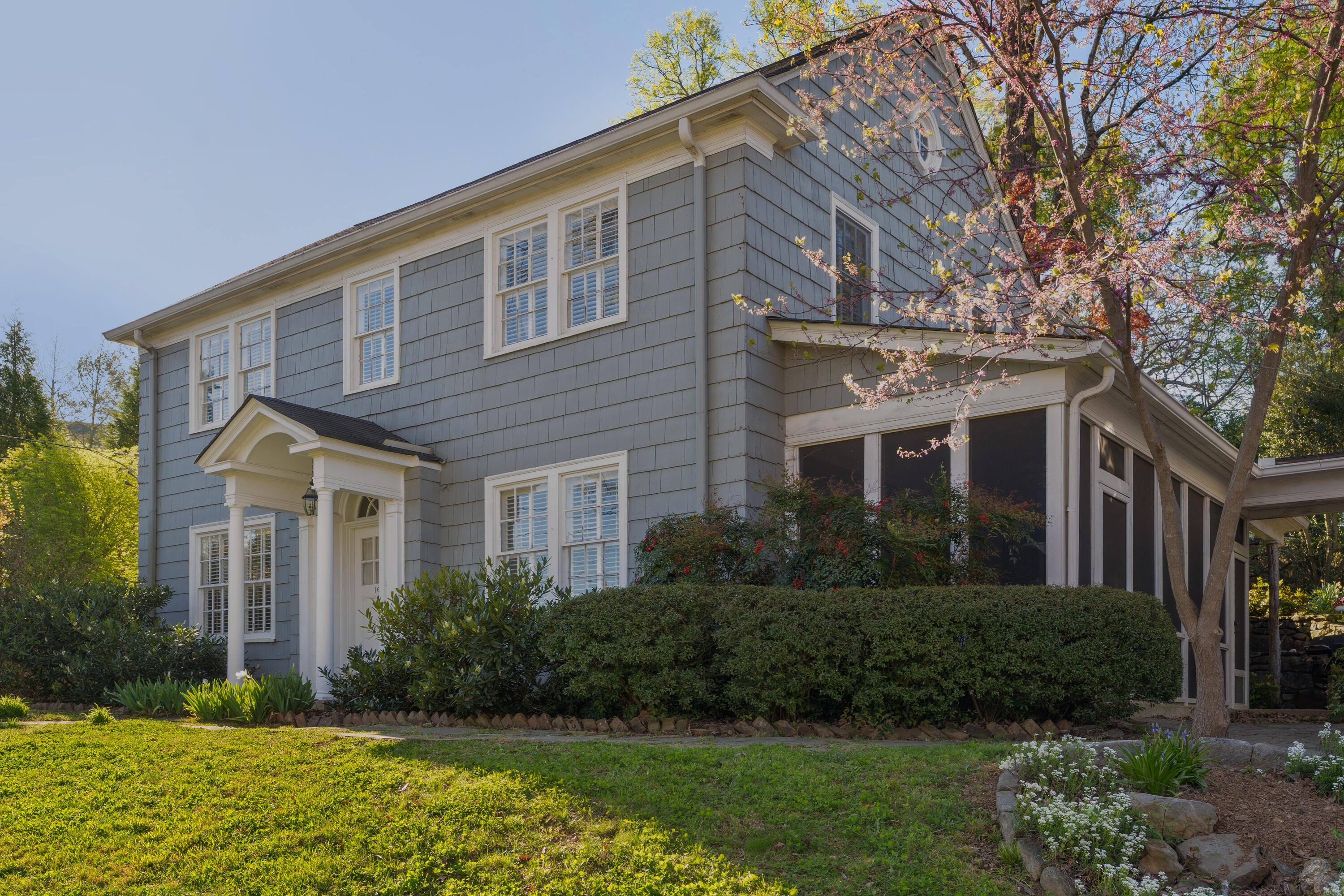 1608 Hillcrest Road Chattanooga, TN 37405 - Photo 12 of 22 19 - 1608 Hillcrest - Exterior