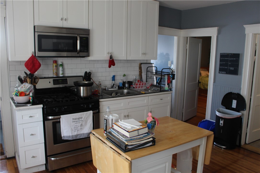 556 Elm Street Woonsocket, RI 02895 - Photo 19 of 40