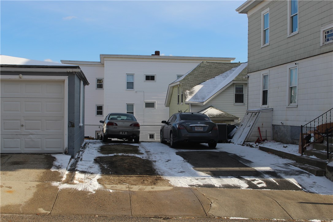 556 Elm Street Woonsocket, RI 02895 - Photo 38 of 40